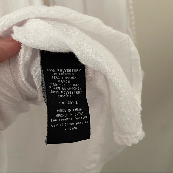 Zac & Rachel White Crochet Short Sleeve Semi Sheer Top Size XL Lightweight - Picture 8 of 8